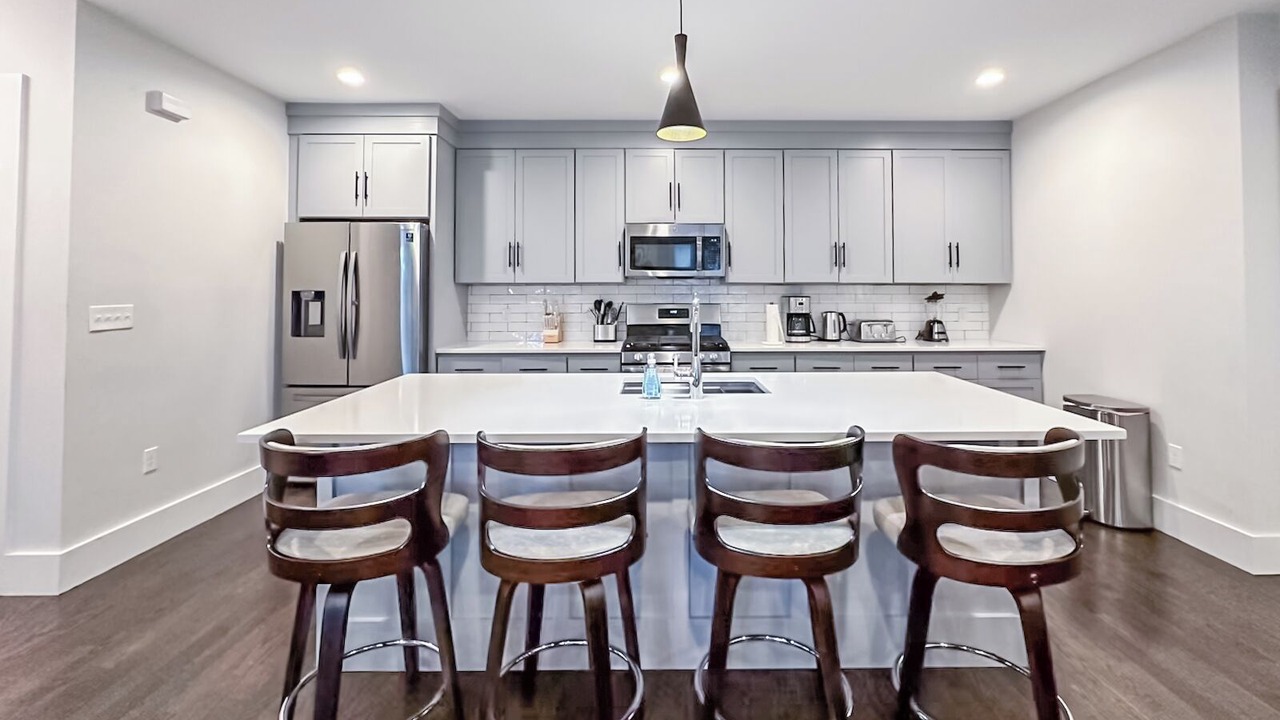 Photo of Kitchen in Neponset - Port Norfolk