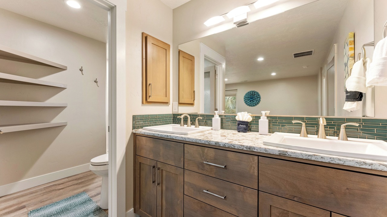 Photo of Bathroom in East End