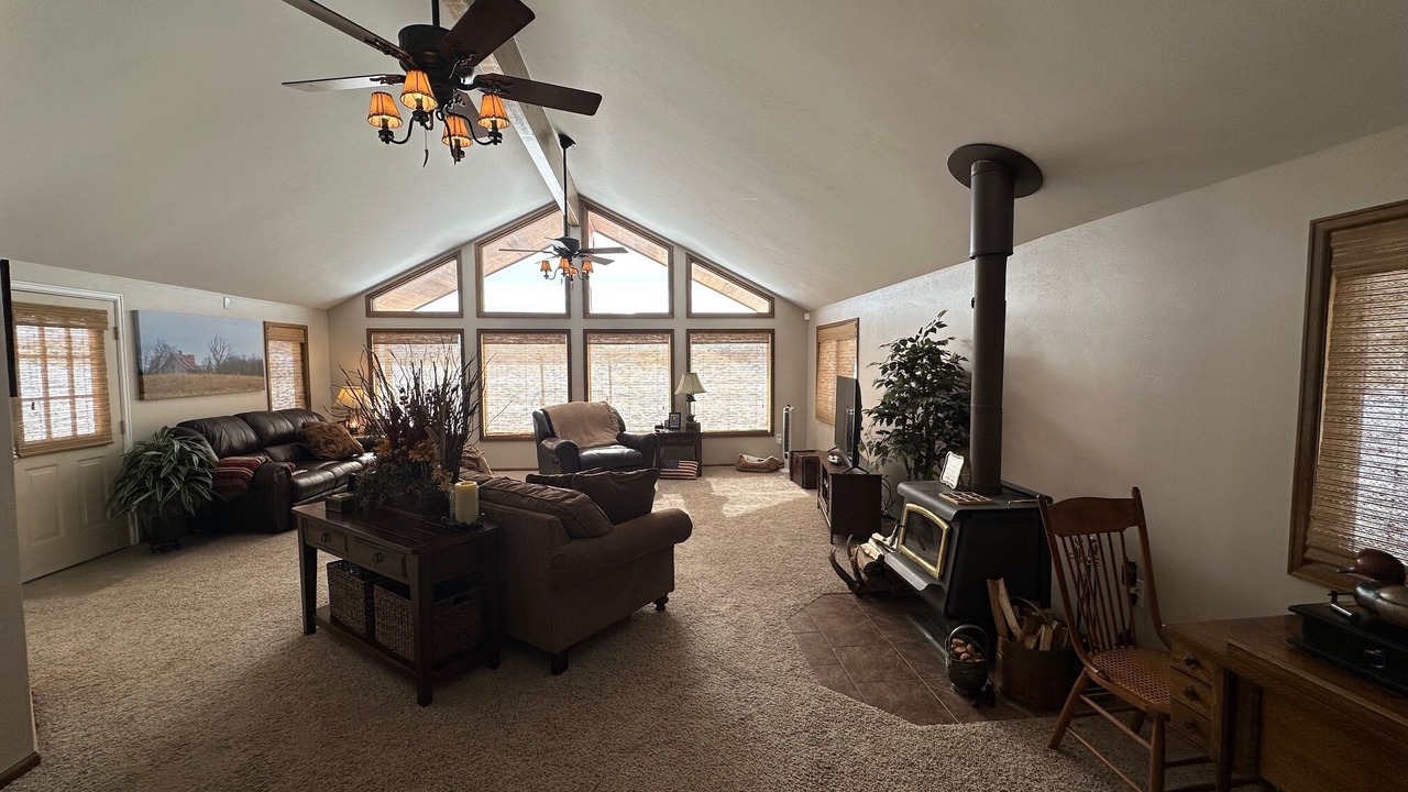 Photo of Livingroom in Grand Lake