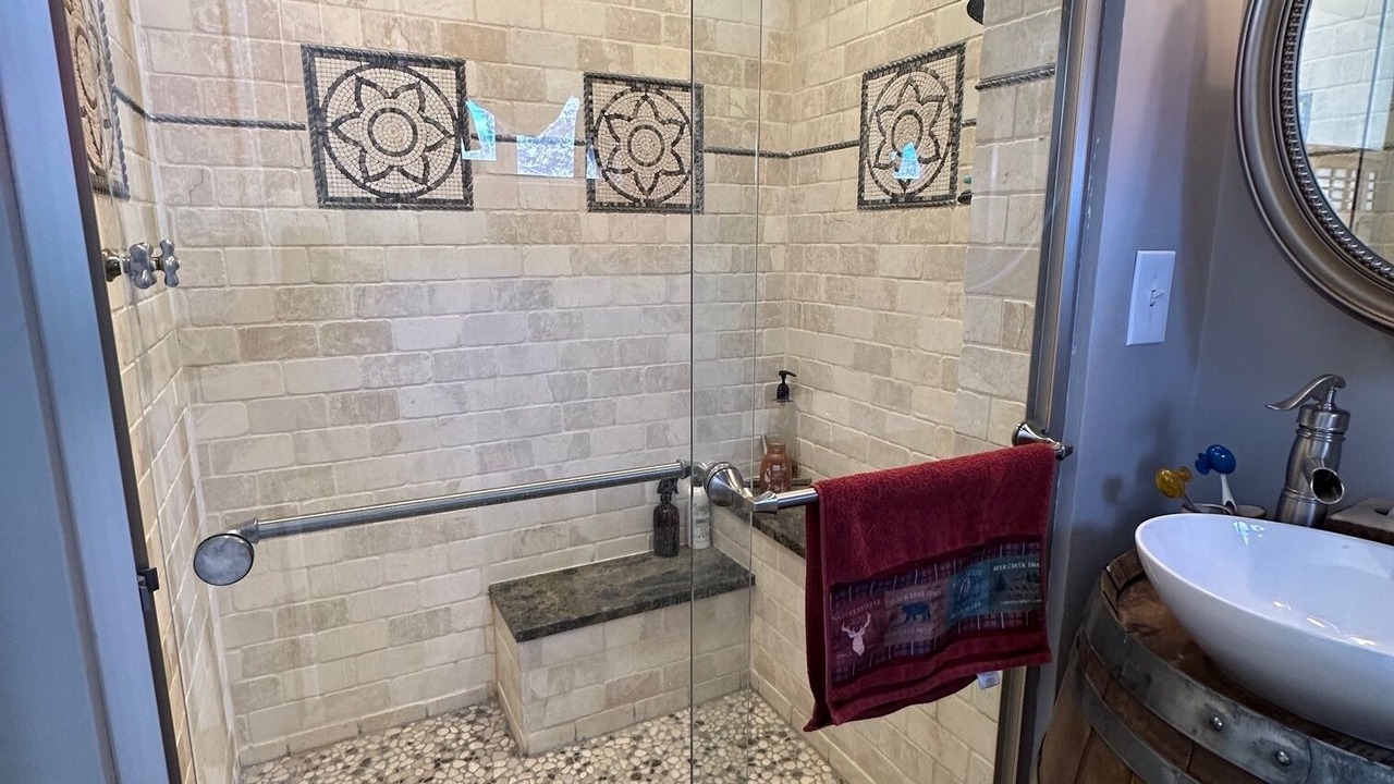 Photo of Bathroom in Grand Lake