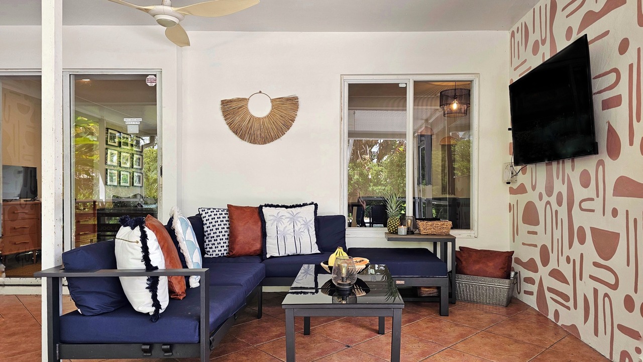 Photo of Livingroom in Coral Ridge Isles