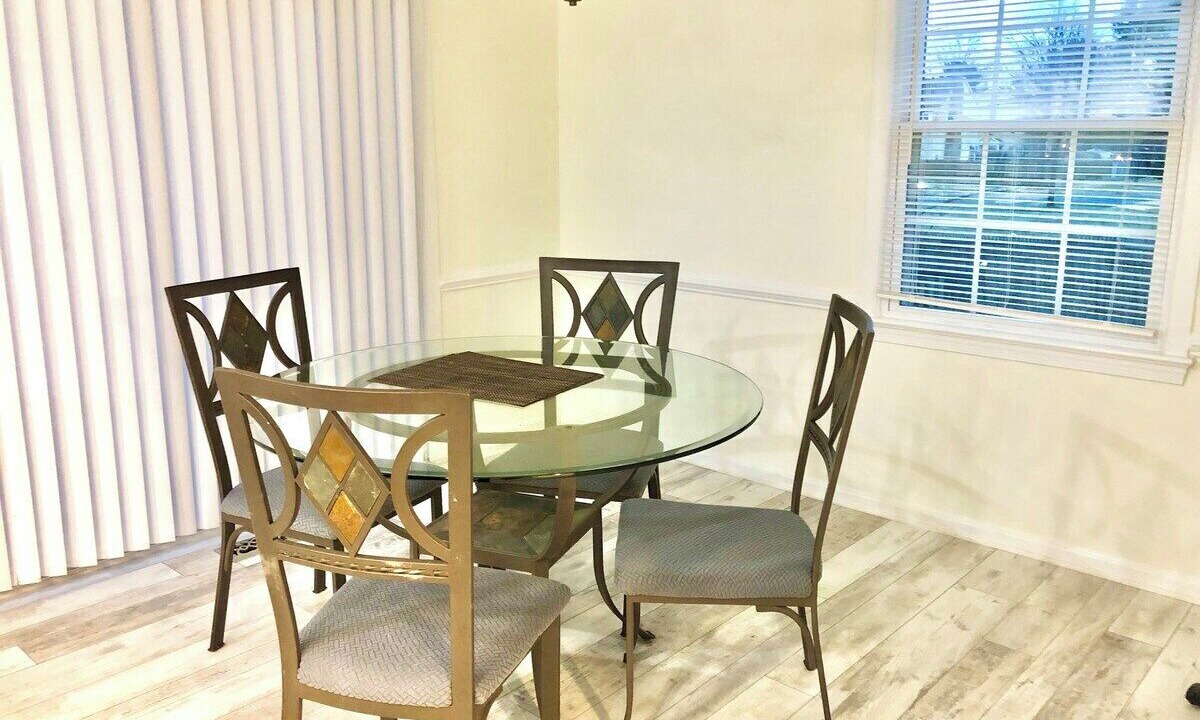 Photo of Livingroom in Herndon