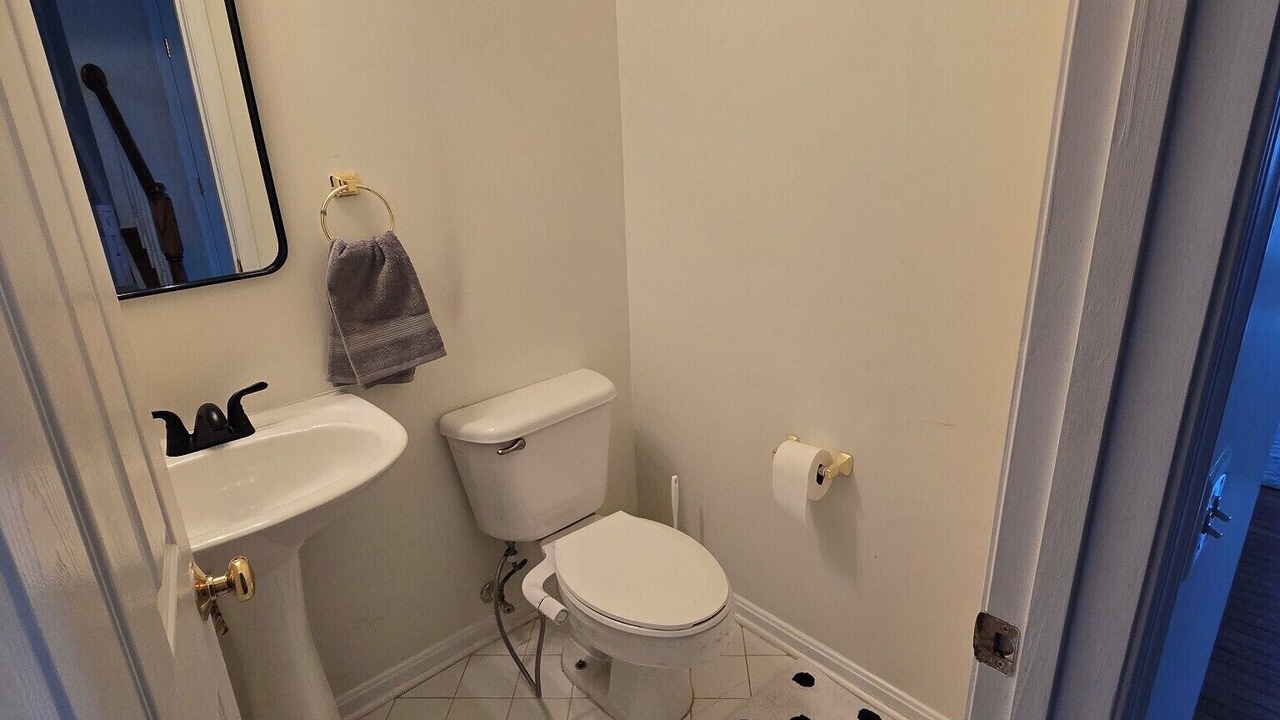 Photo of Bathroom in Dulles Town Center