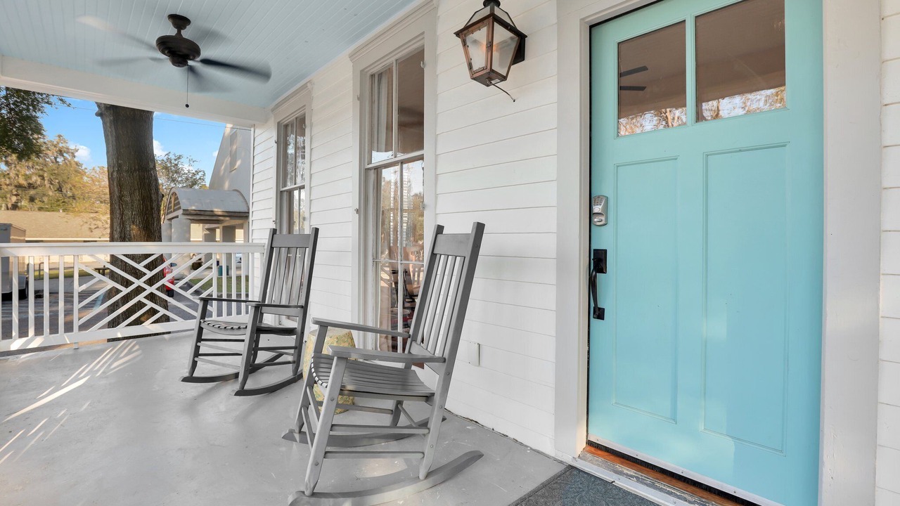 Photo of Patio Balcony in Thunderbolt