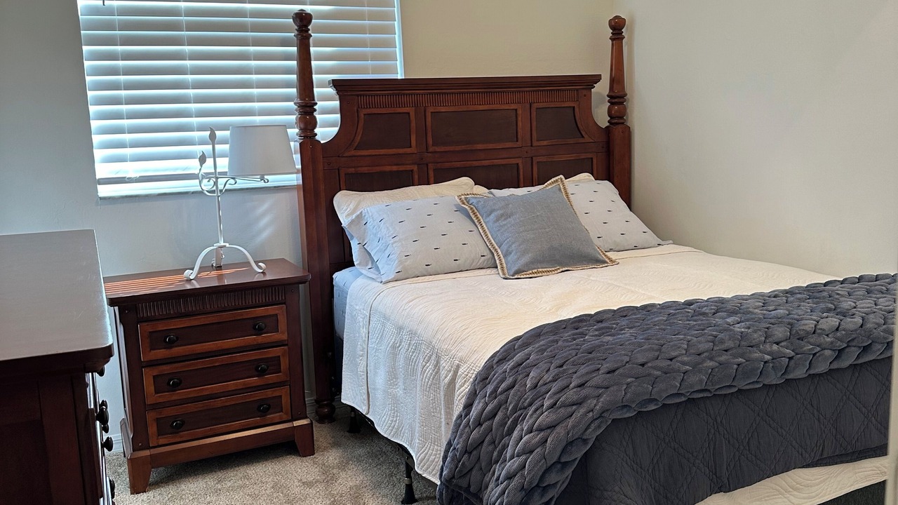 Photo of Bedroom in Beachwalk Isles