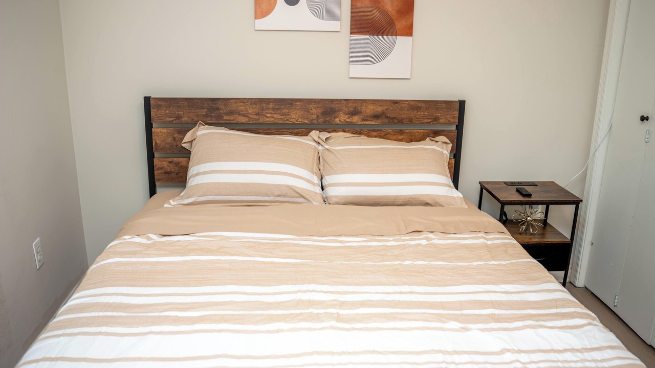 Photo of Bedroom in Wheaton-Glenmont