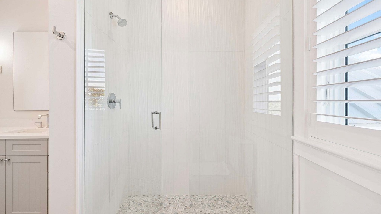 Photo of Bathroom in Gulf District