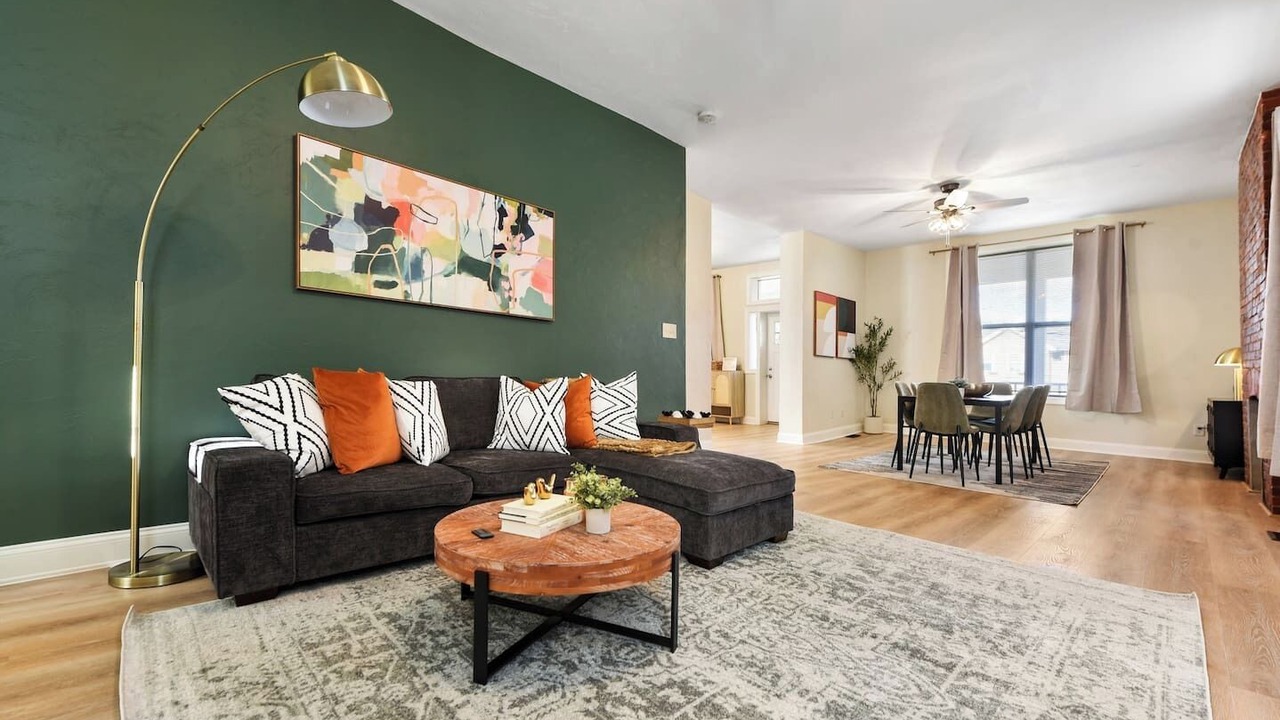 Photo of Livingroom in Point Breeze North