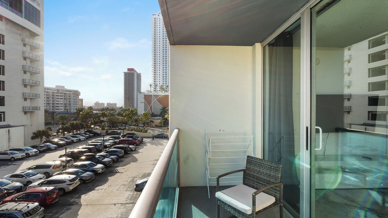 Photo of Outdoor in Hollywood South Central Beach