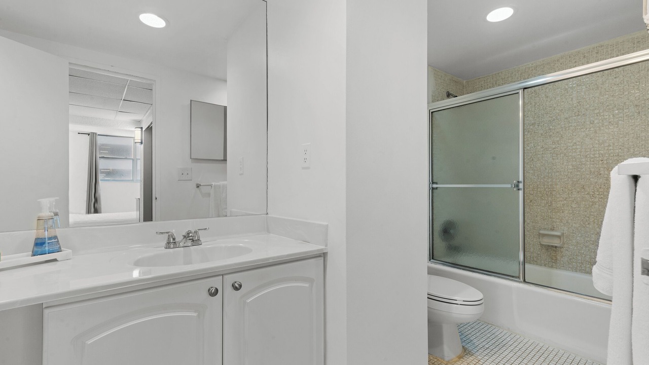 Photo of Bathroom in Hollywood South Central Beach