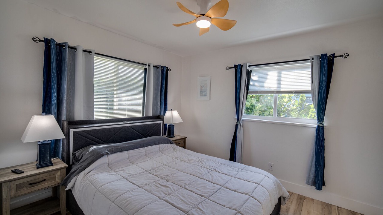 Photo of Bedroom in Yacht Club