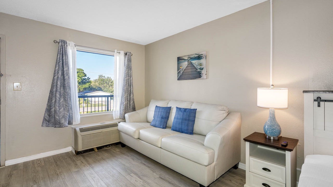 Photo of Livingroom in Whitfield