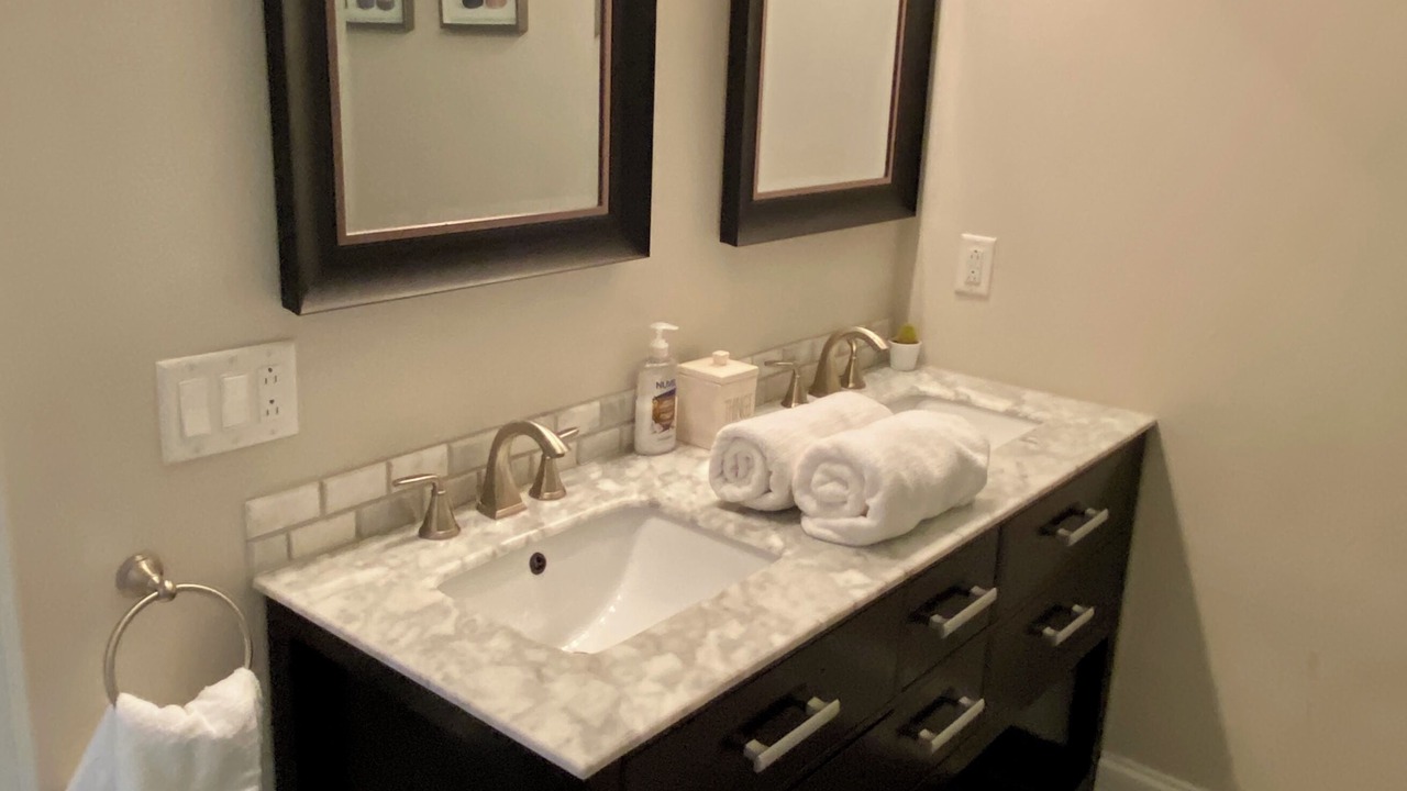 Photo of Bathroom in West Poplar