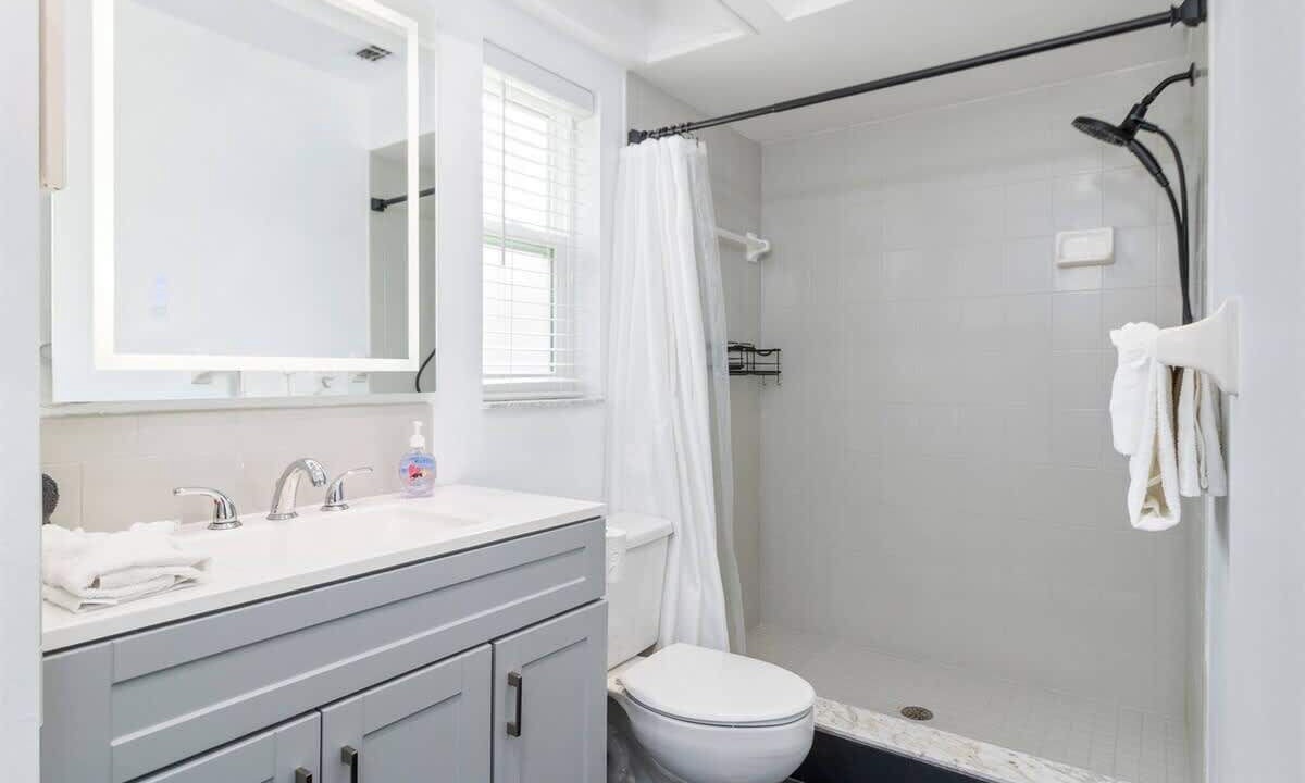 Photo of Bathroom in Brooksville