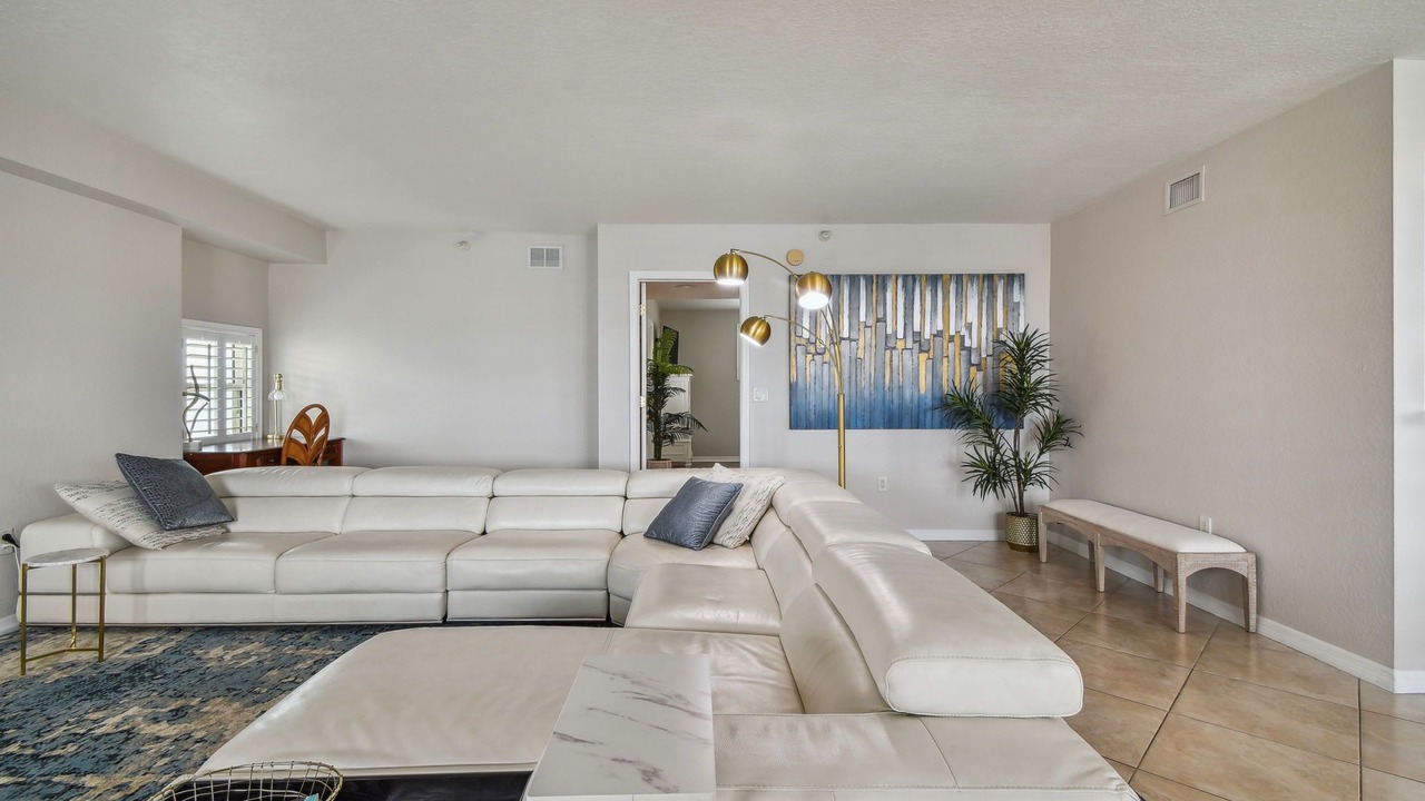 Photo of Livingroom in Clearwater Beach