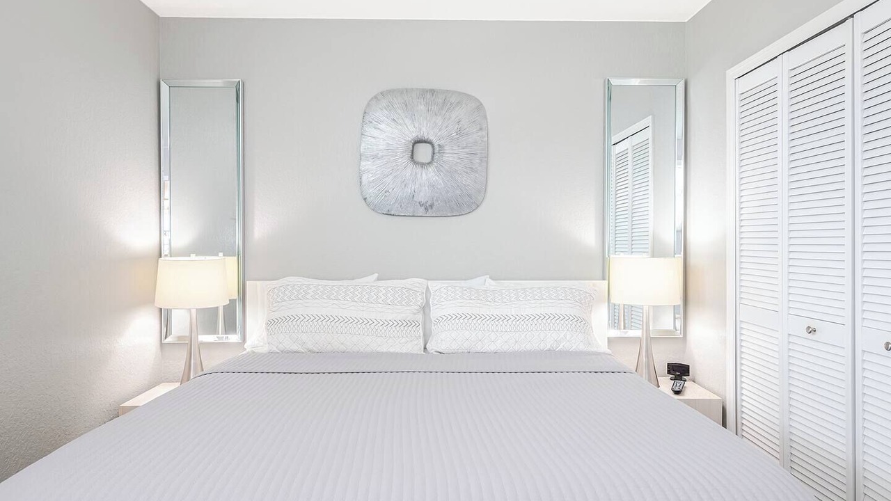 Photo of Bedroom in Clearwater Beach