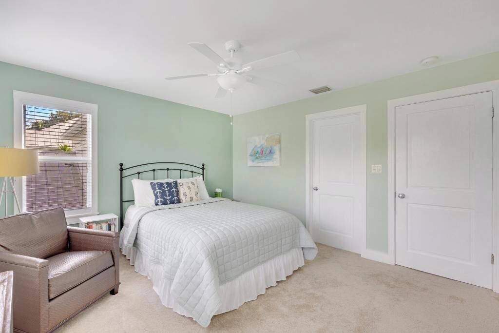 Photo of Bedroom in Bahama Village