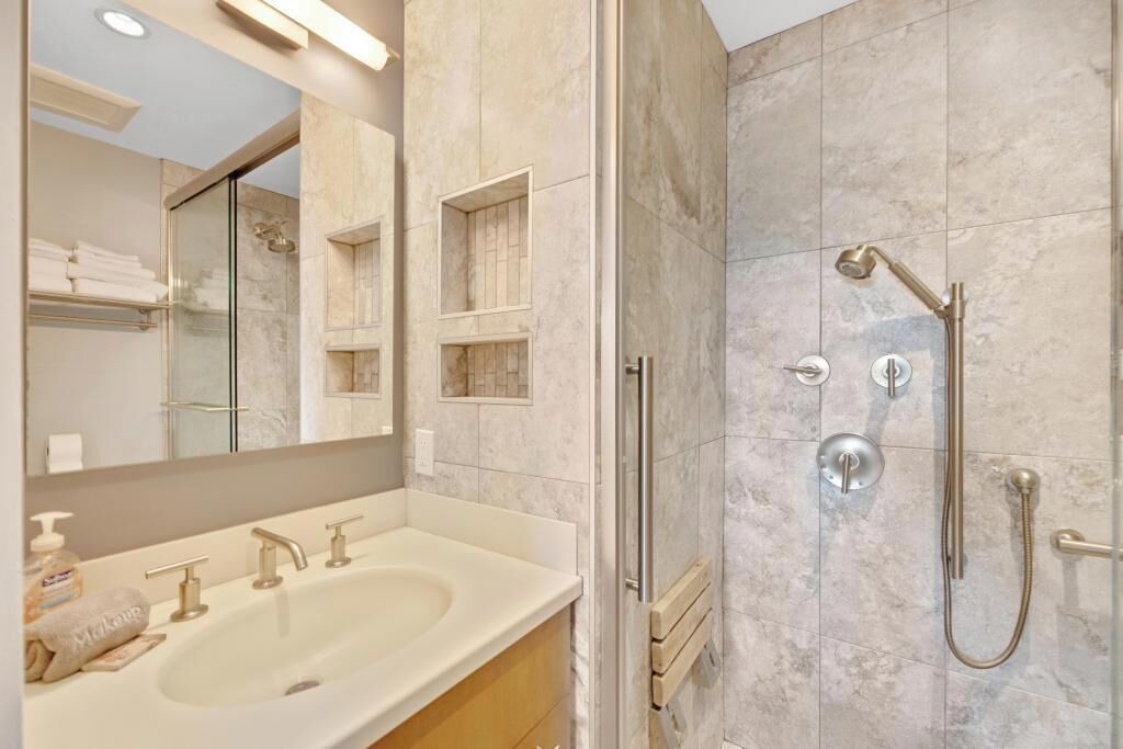 Photo of Bathroom in Bahama Village