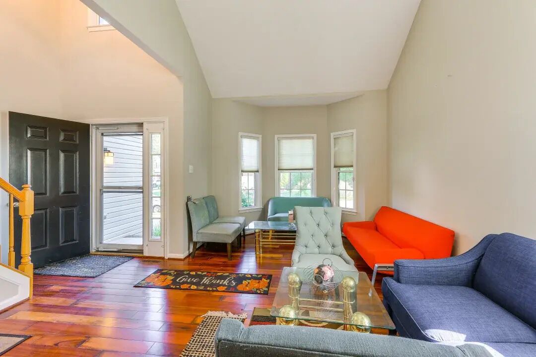 Photo of Livingroom in Point of Rocks