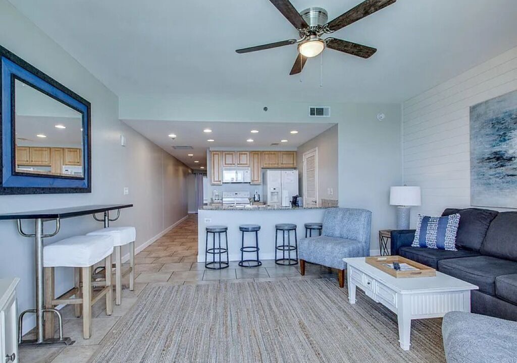 Photo of Livingroom in Miramar Beach