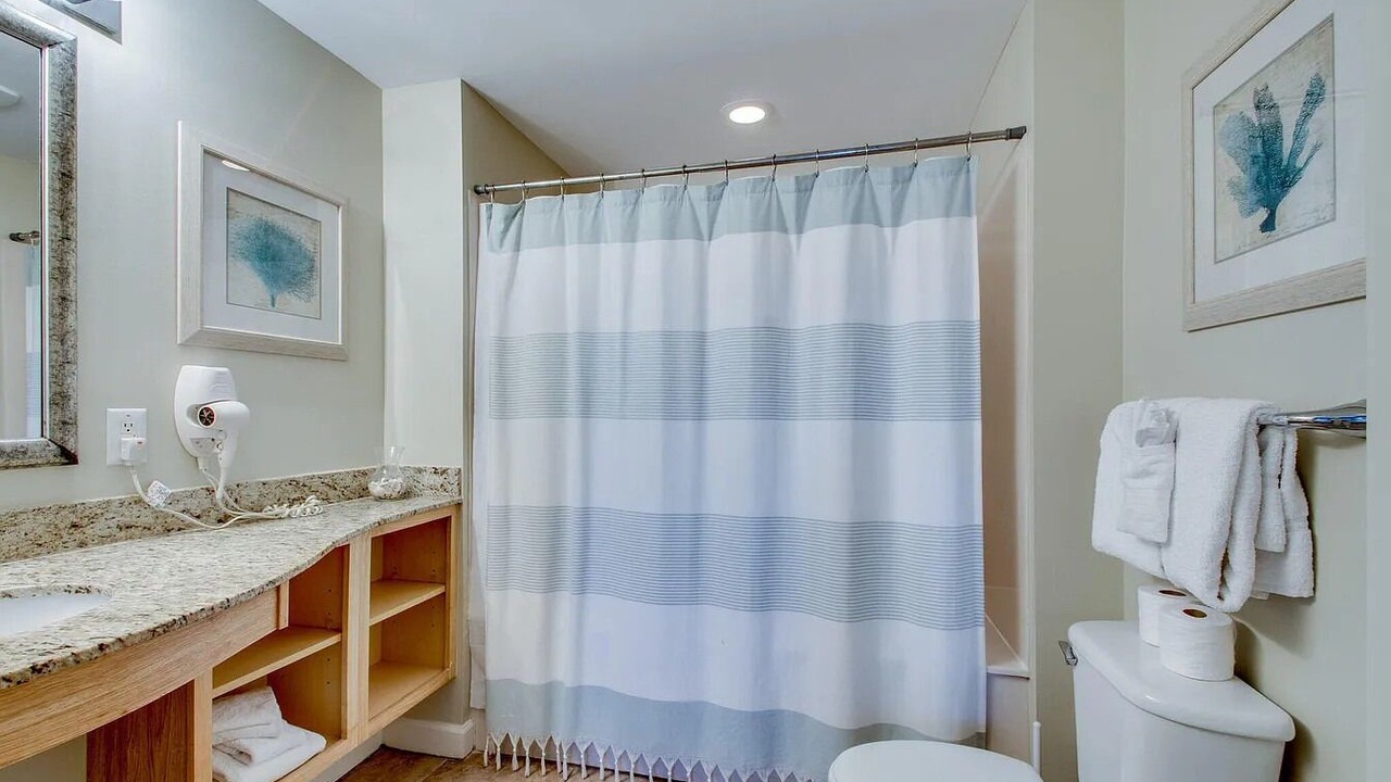 Photo of Bathroom in Miramar Beach
