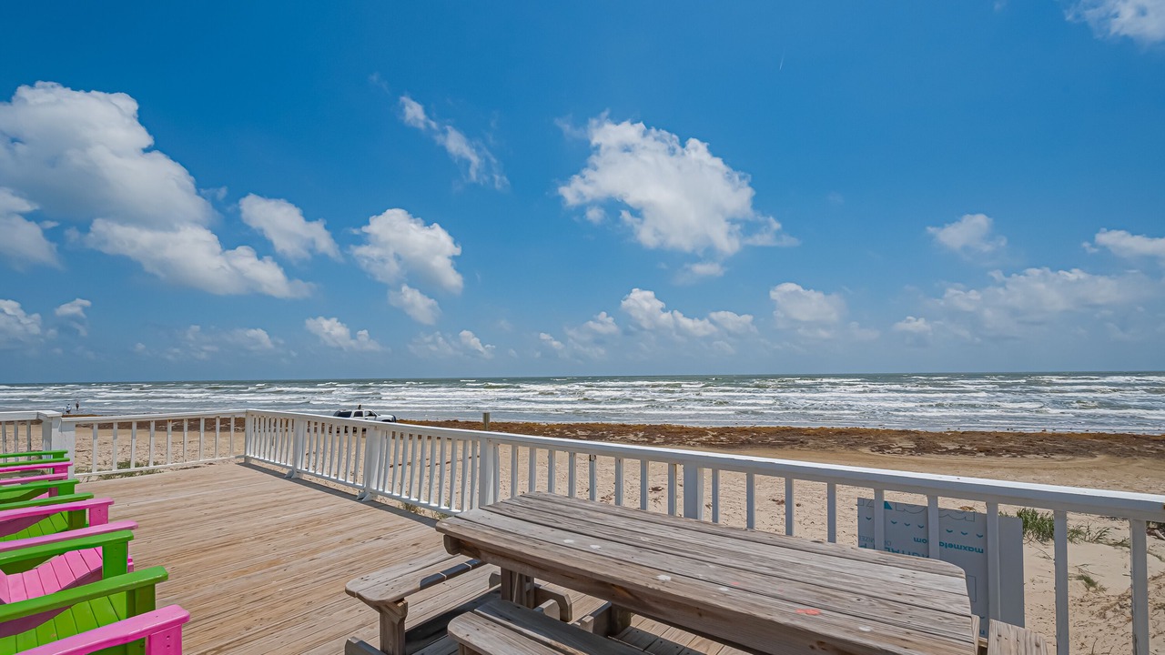 Photo of Outdoor in Jamaica Beach