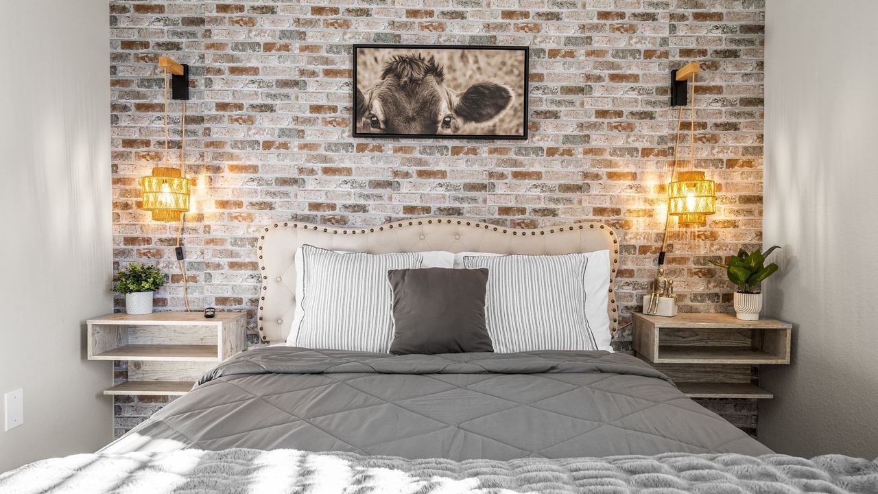 Photo of Bedroom in Westchase