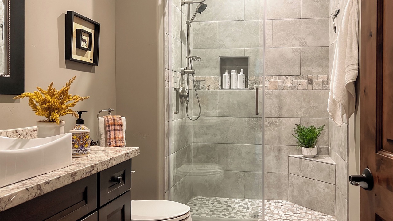 Photo of Bathroom in Pinetop