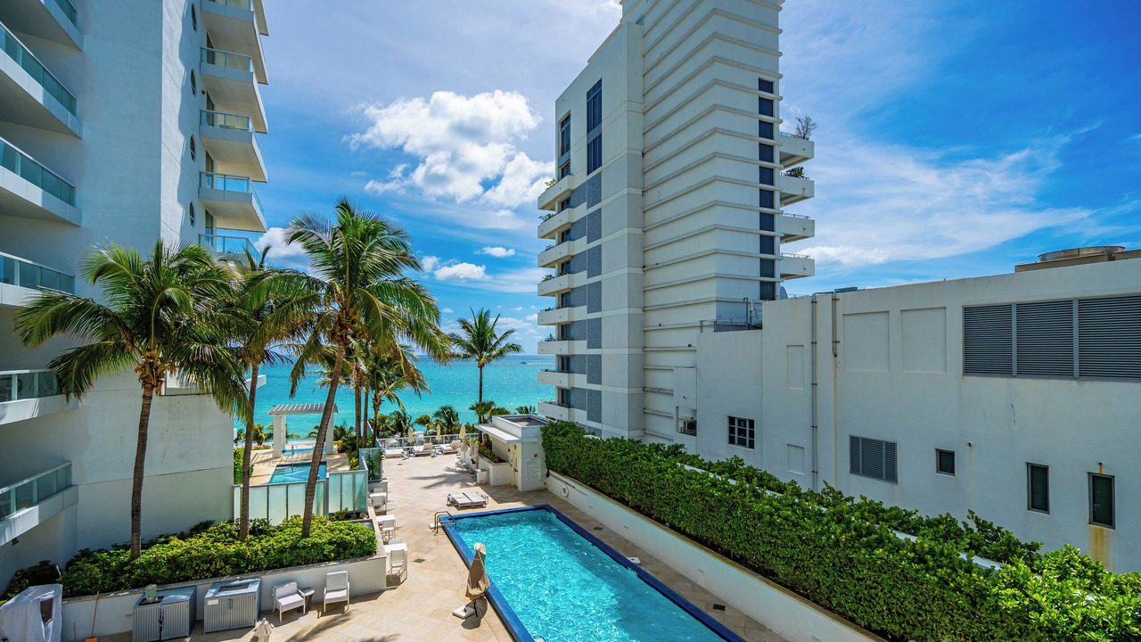 Photo of Outdoor in Mid Beach