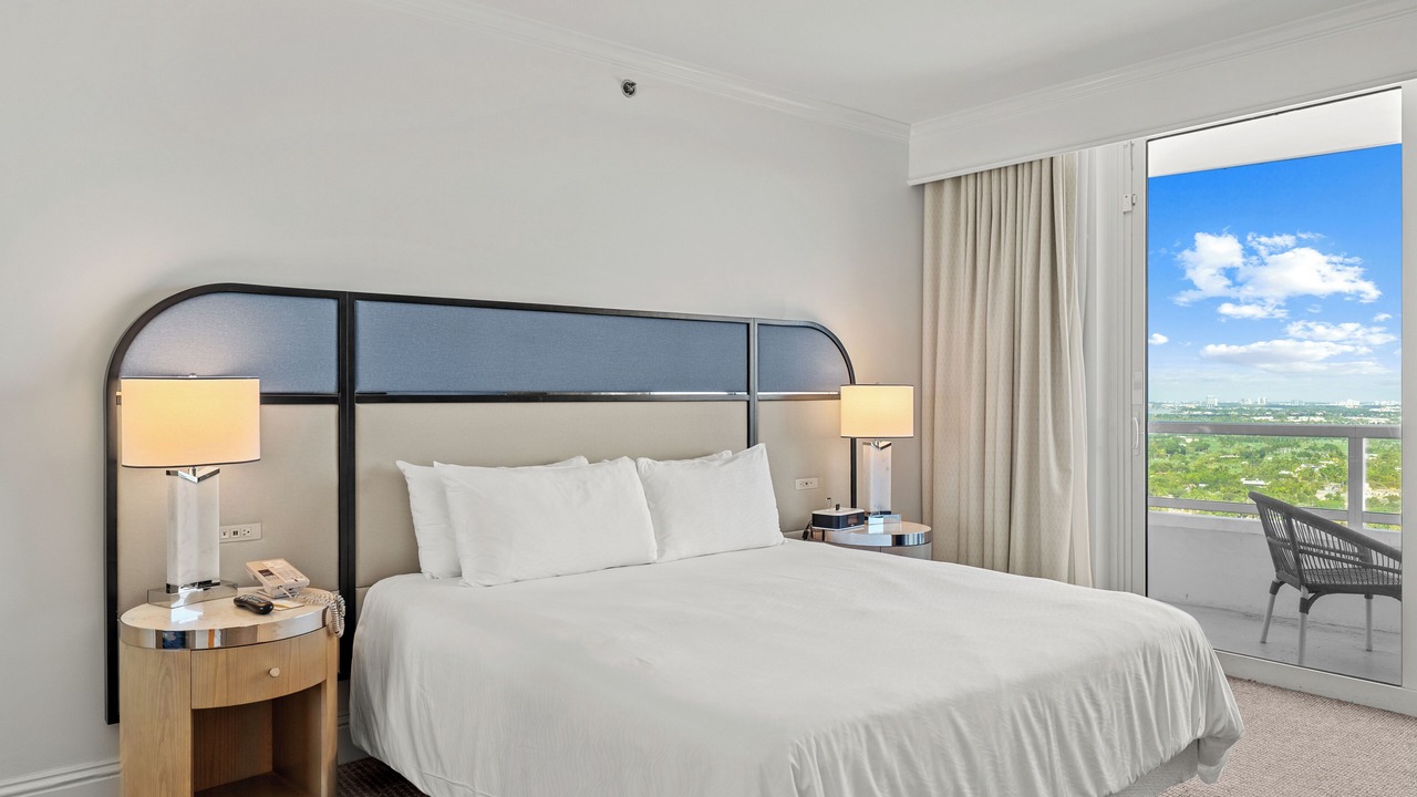 Photo of Bedroom in Mid Beach