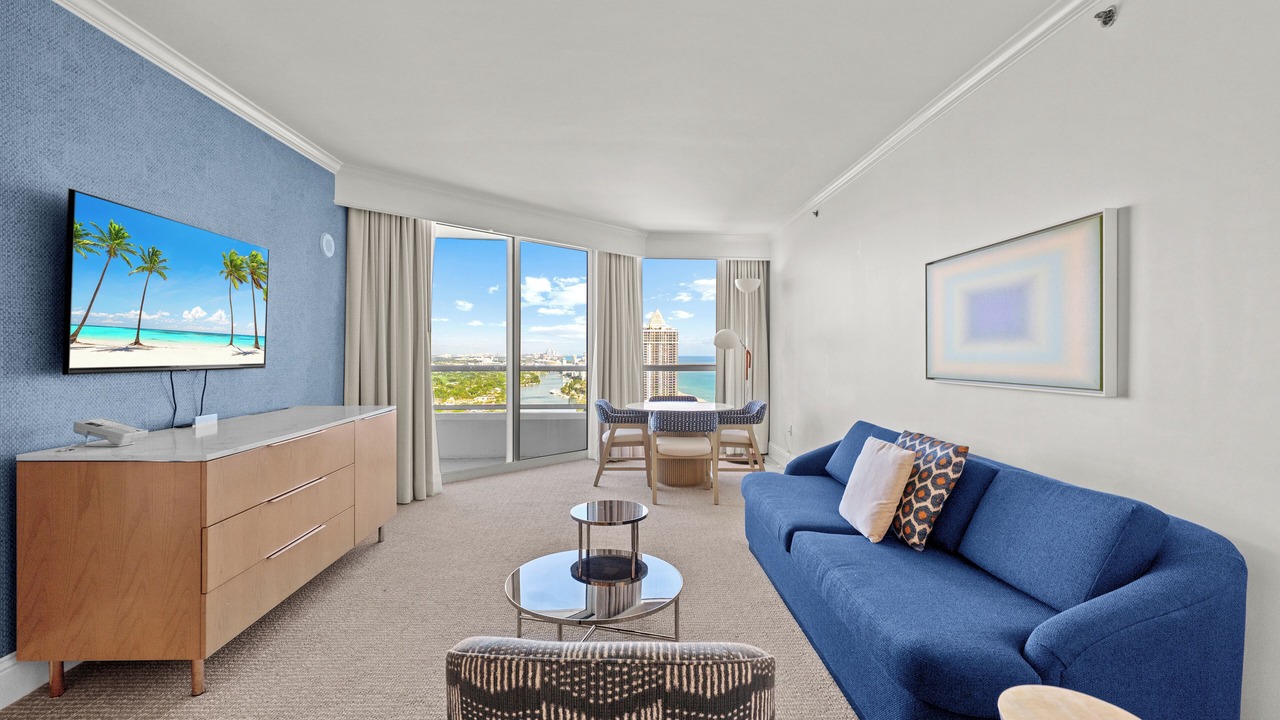 Photo of Livingroom in Mid Beach