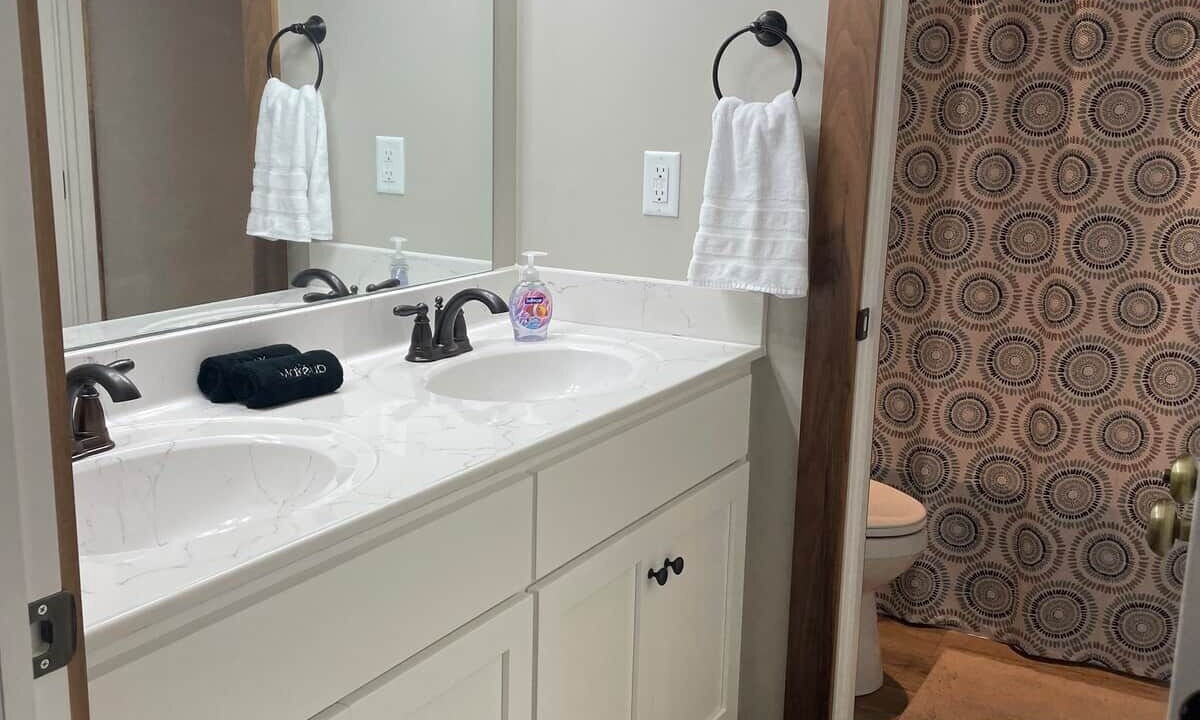 Photo of Bathroom in Leacock-Leola-Bareville