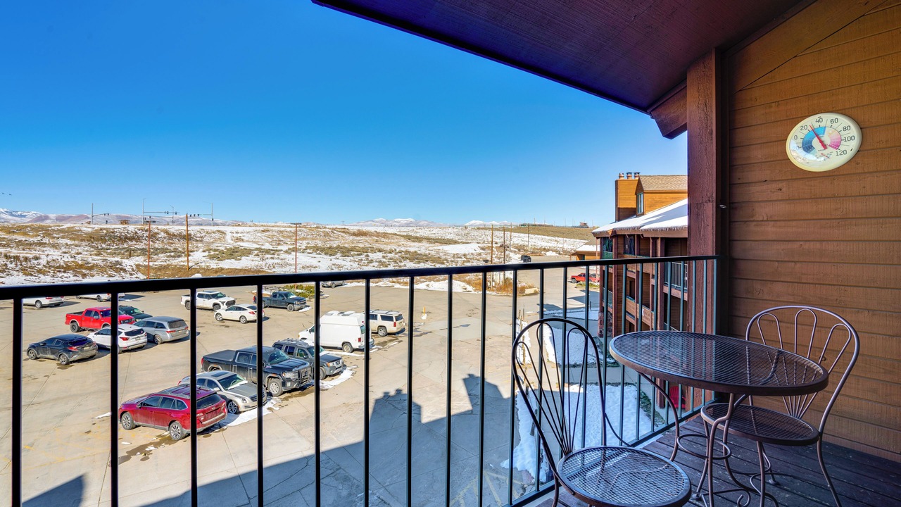 Photo of Patio Balcony in Granby