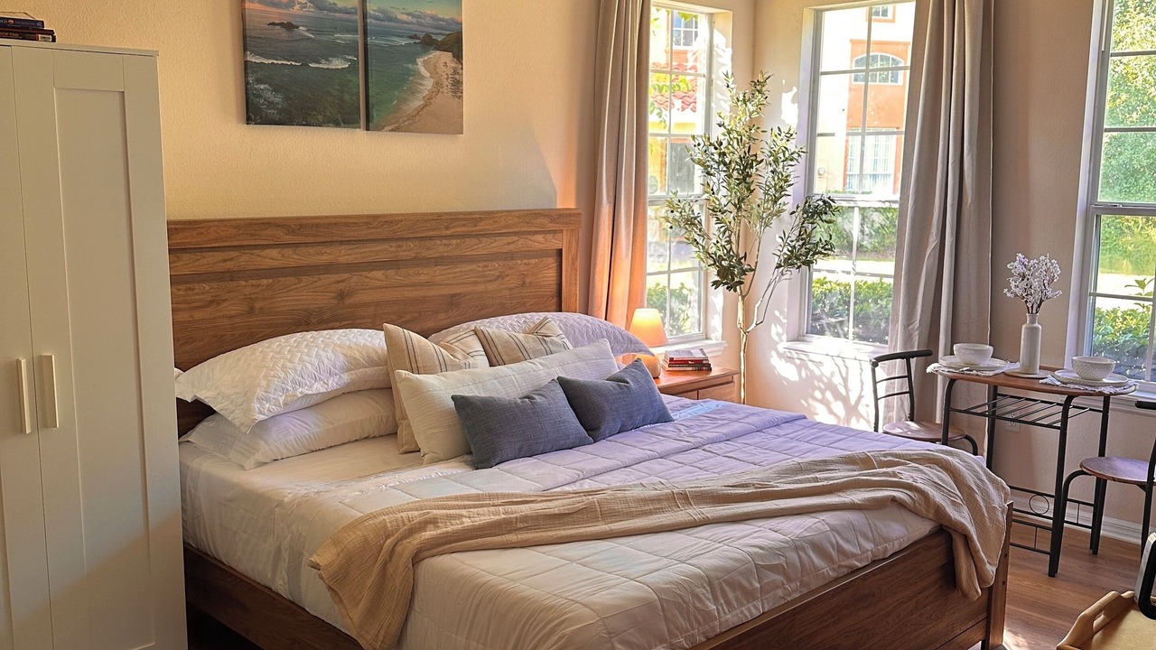 Photo of Bedroom in Windwood Bay