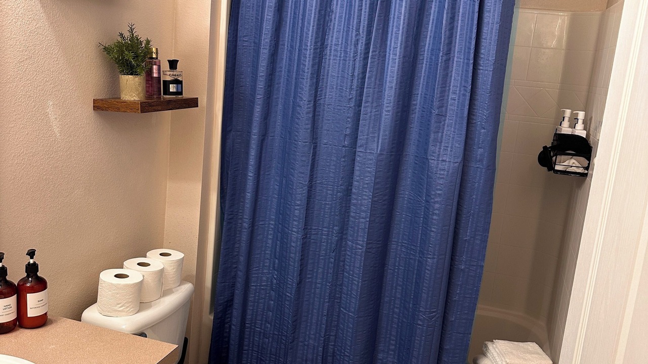 Photo of Bathroom in Windwood Bay