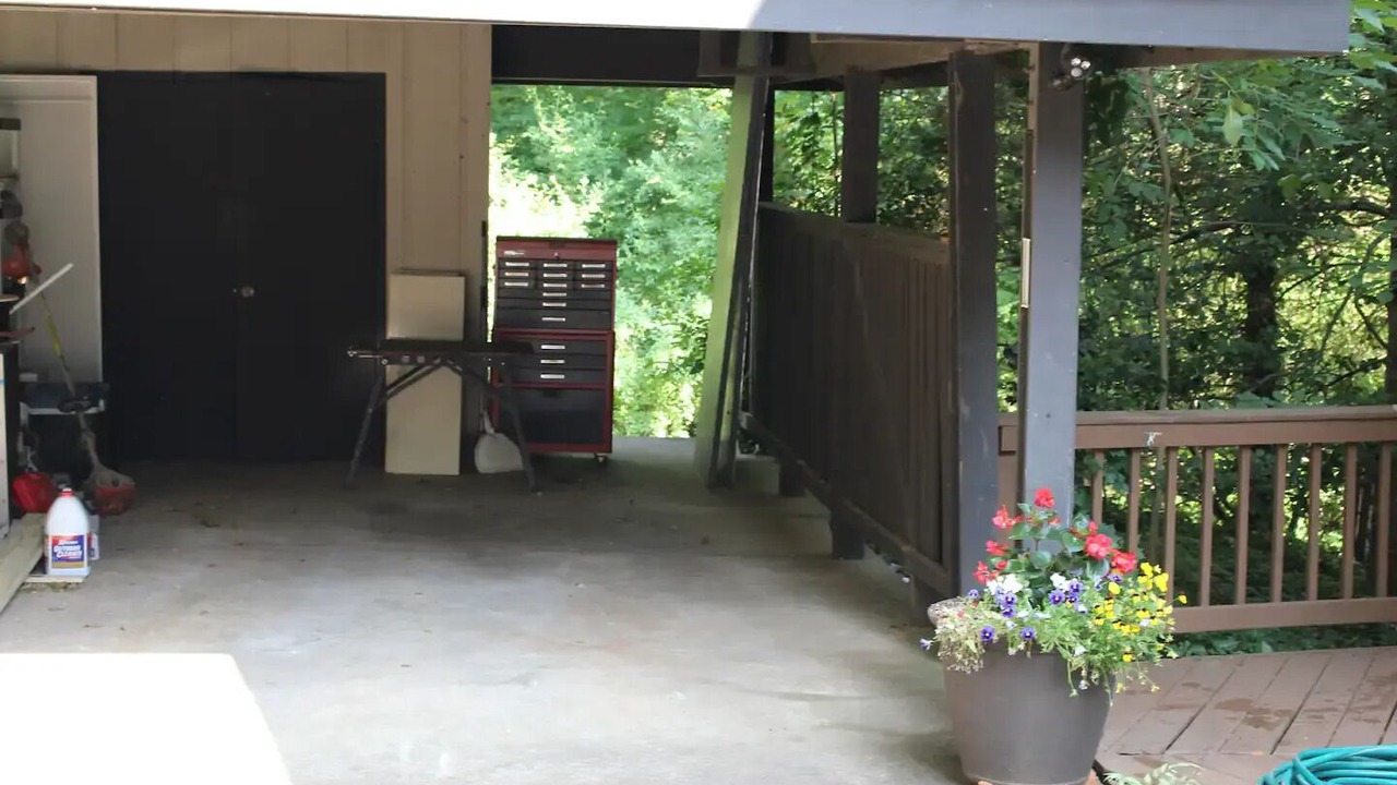 Photo of Patio Balcony in McLean