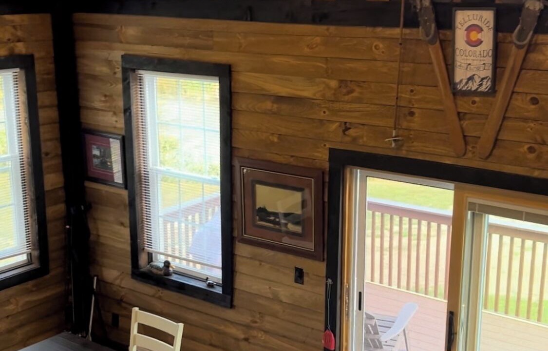 Photo of Livingroom in Whitehall