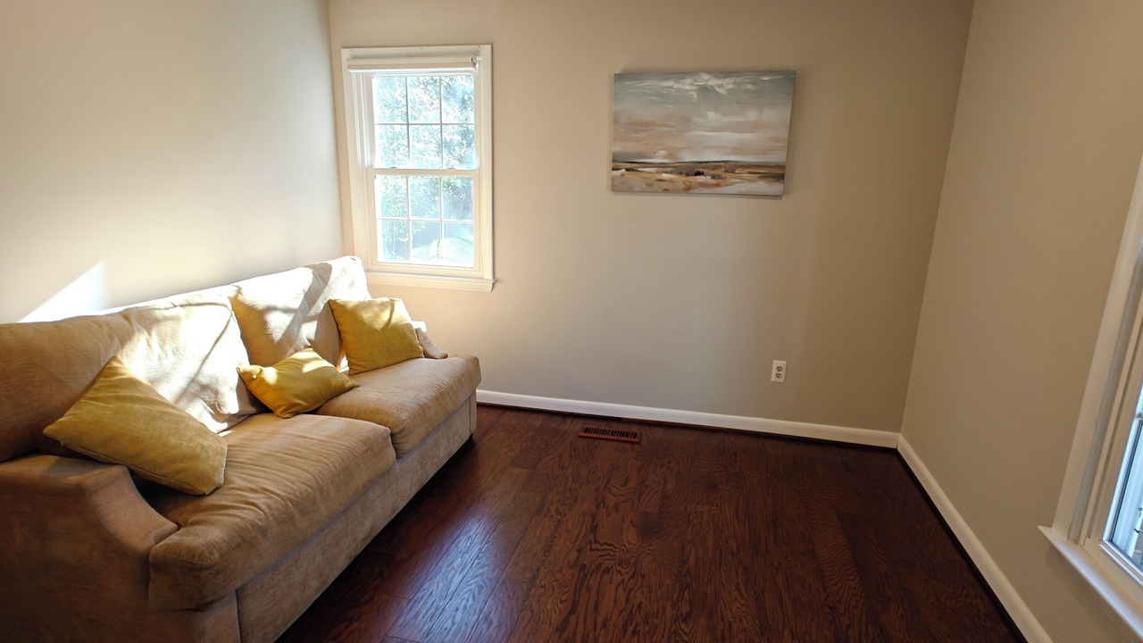 Photo of Livingroom in Herndon