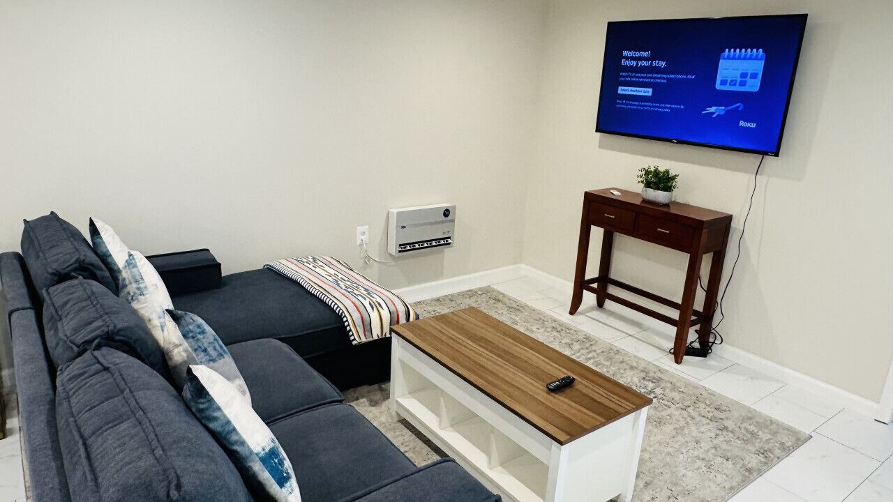 Photo of Livingroom in North Bethesda