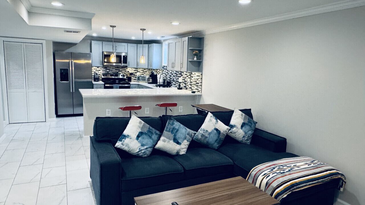 Photo of Livingroom in North Bethesda