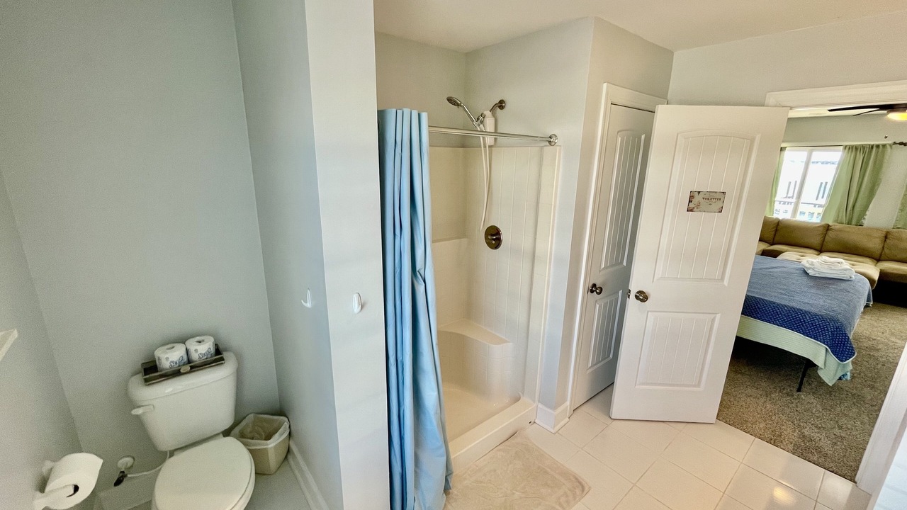 Photo of Bathroom in Willoughby Spit