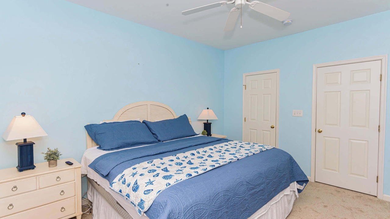 Photo of Bedroom in Sunset Island