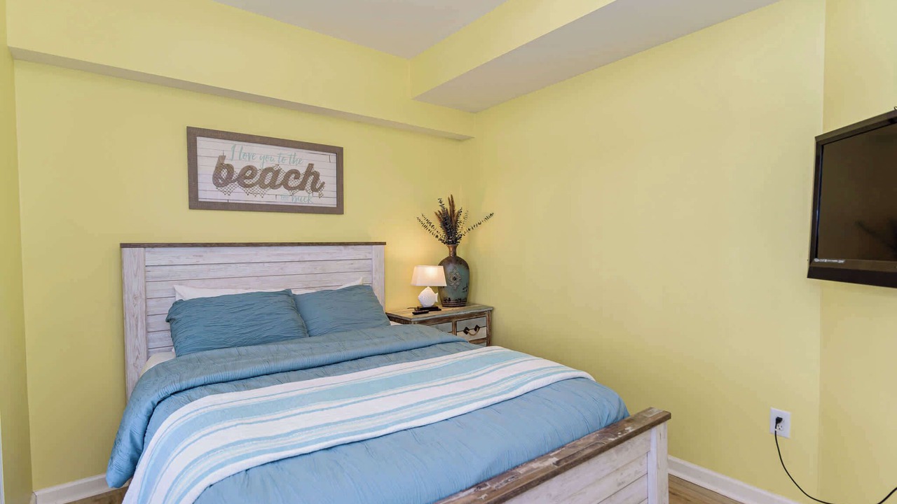 Photo of Bedroom in Sunset Island