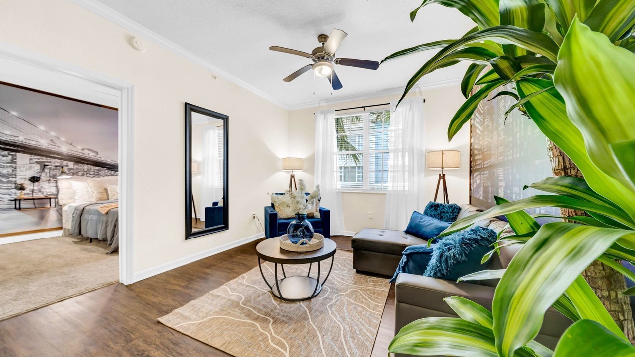 Photo of Livingroom in Westchase