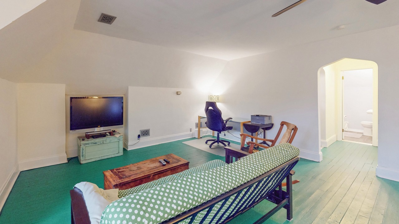 Photo of Livingroom in Sharpsburg