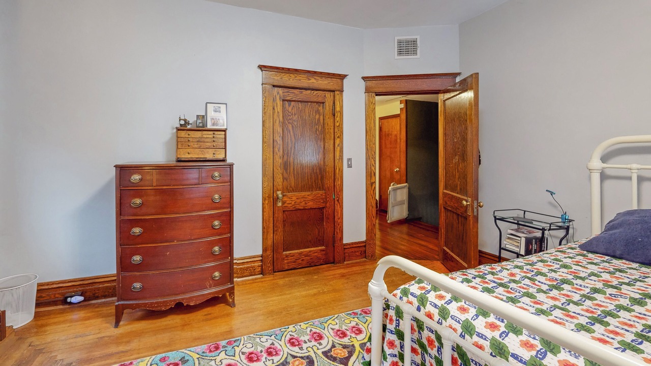 Photo of Bedroom in Sharpsburg