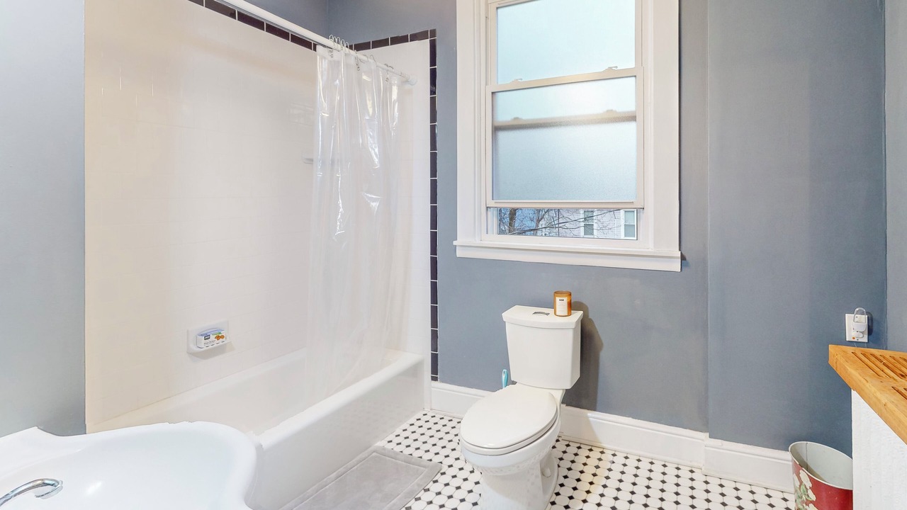 Photo of Bathroom in Sharpsburg
