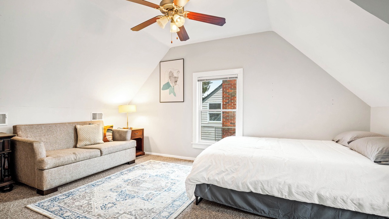 Photo of Bedroom in Silver Spring