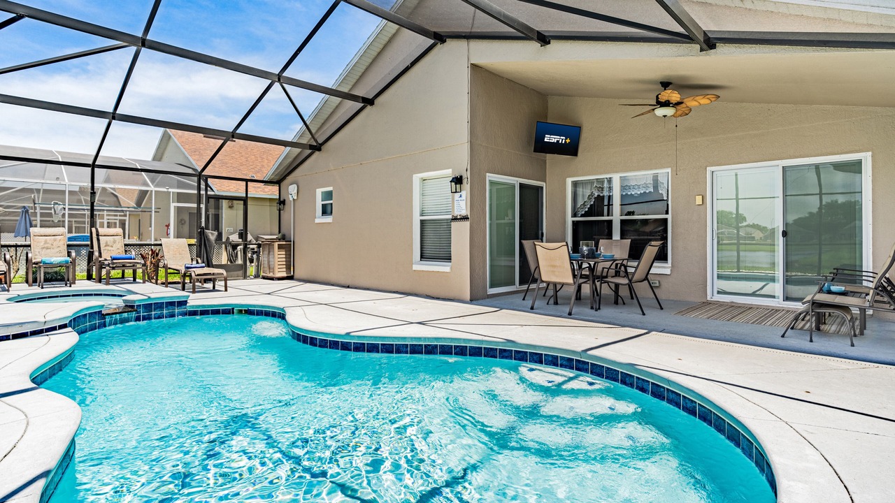 Photo of Outdoor in Crescent Lakes