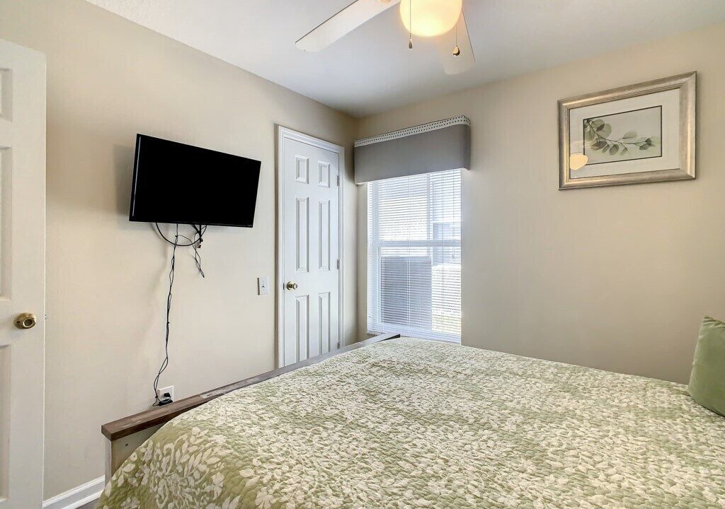 Photo of Bedroom in Windsor Palms